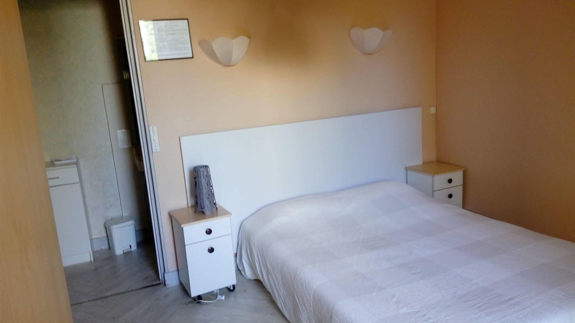 Hotel Nice Flore Vichy Luaran gambar